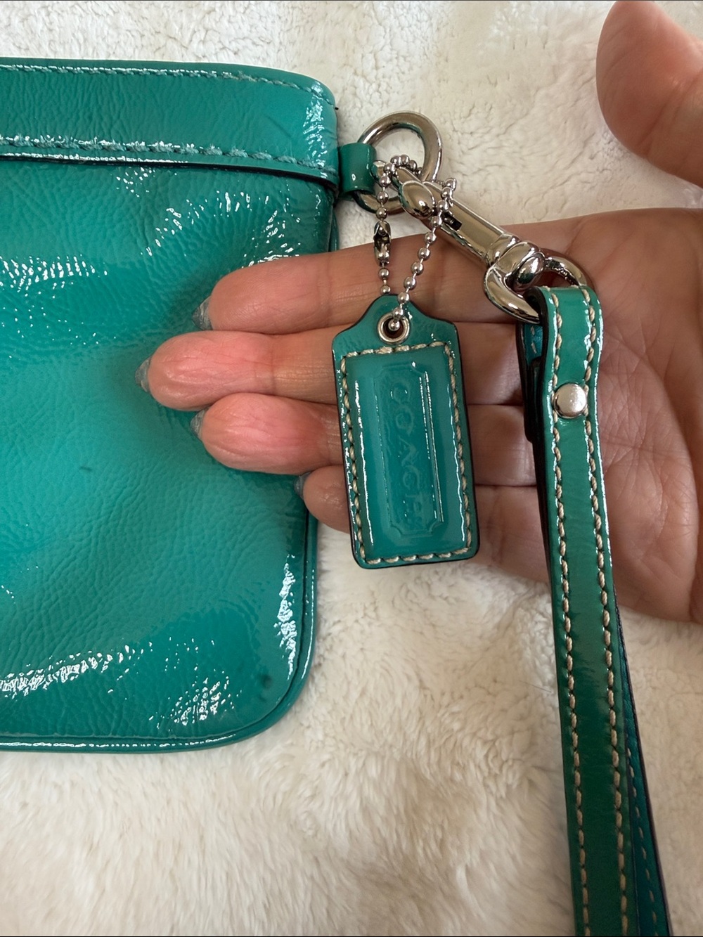 Coach Crinkled Patent Leather Large Wristlet in teal 2008 - Picture 5 of 6